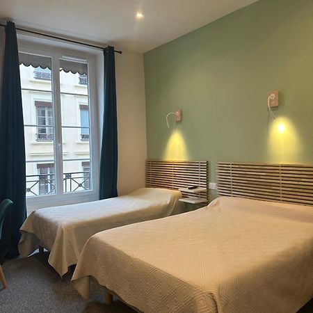 Hotel Azur Lyon Extérieur photo