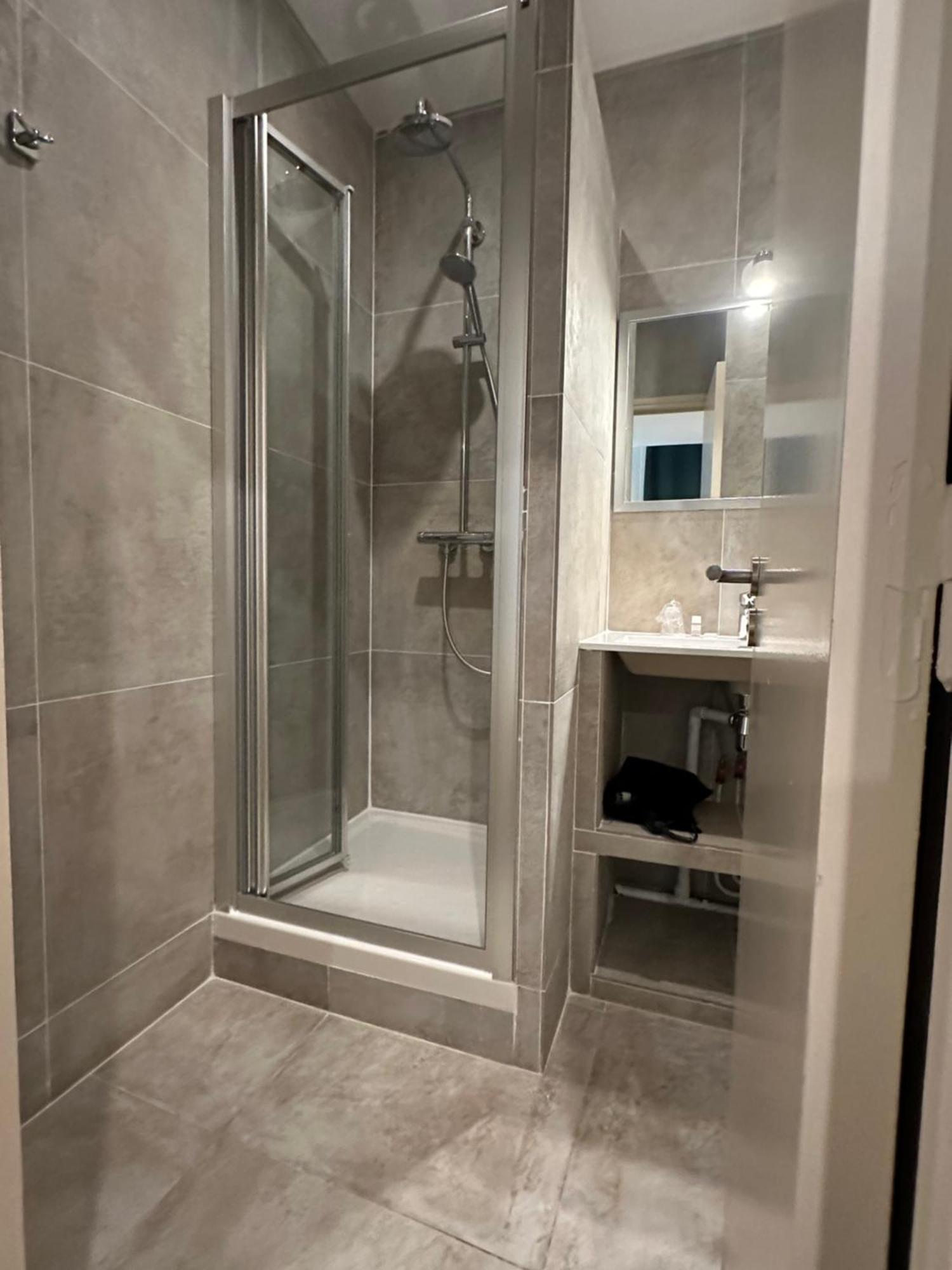 Hotel Azur Lyon Extérieur photo