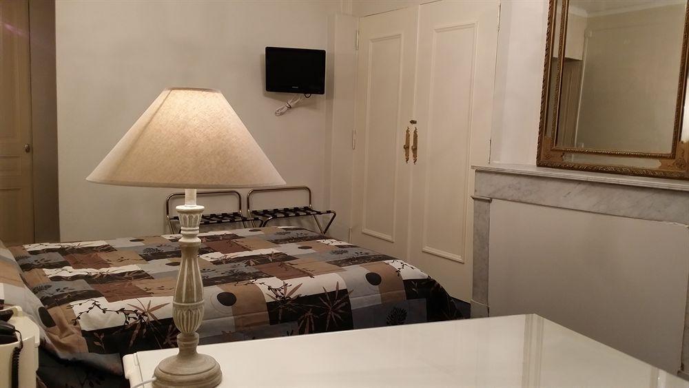 Hotel Azur Lyon Extérieur photo
