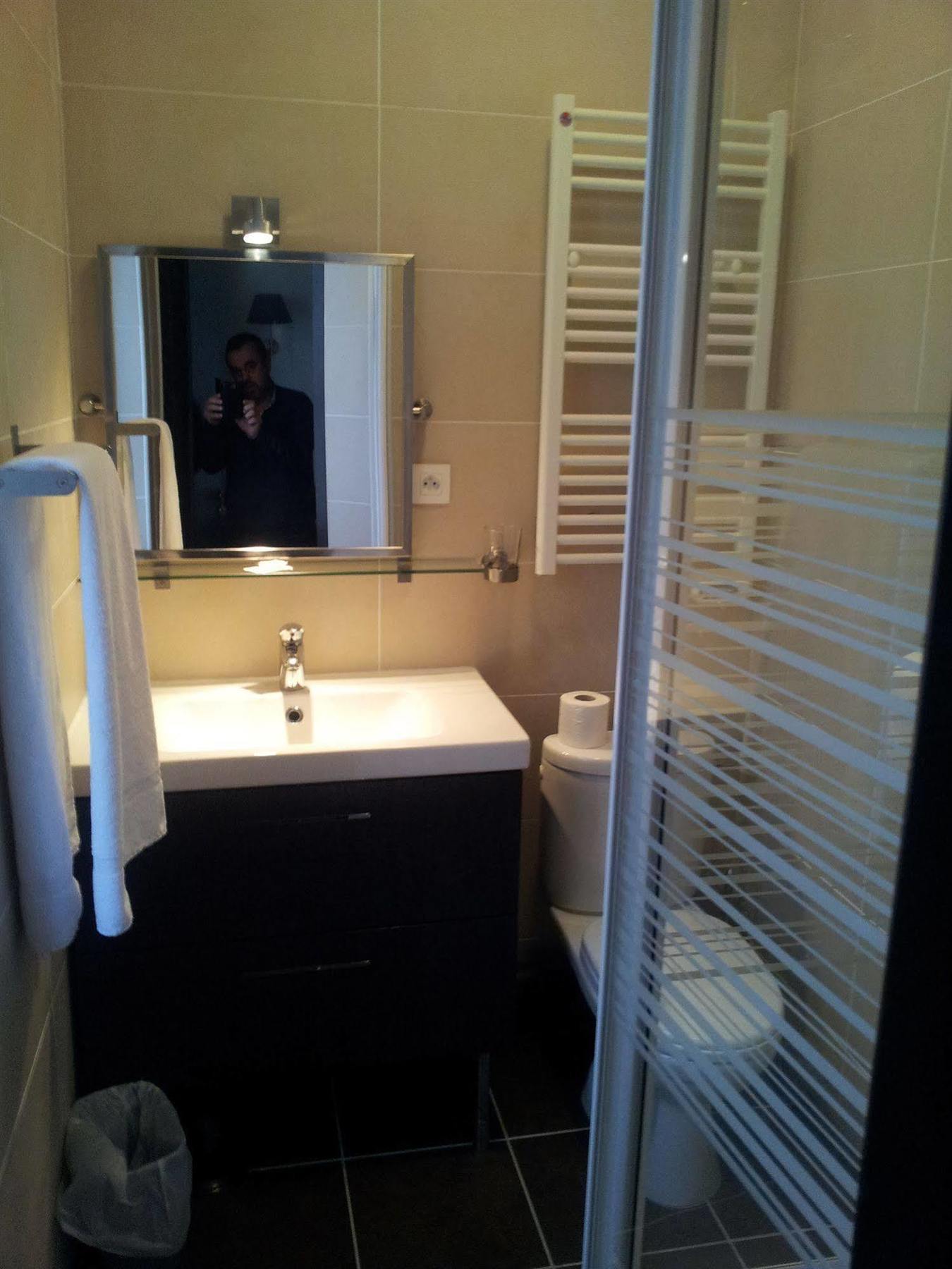 Hotel Azur Lyon Extérieur photo