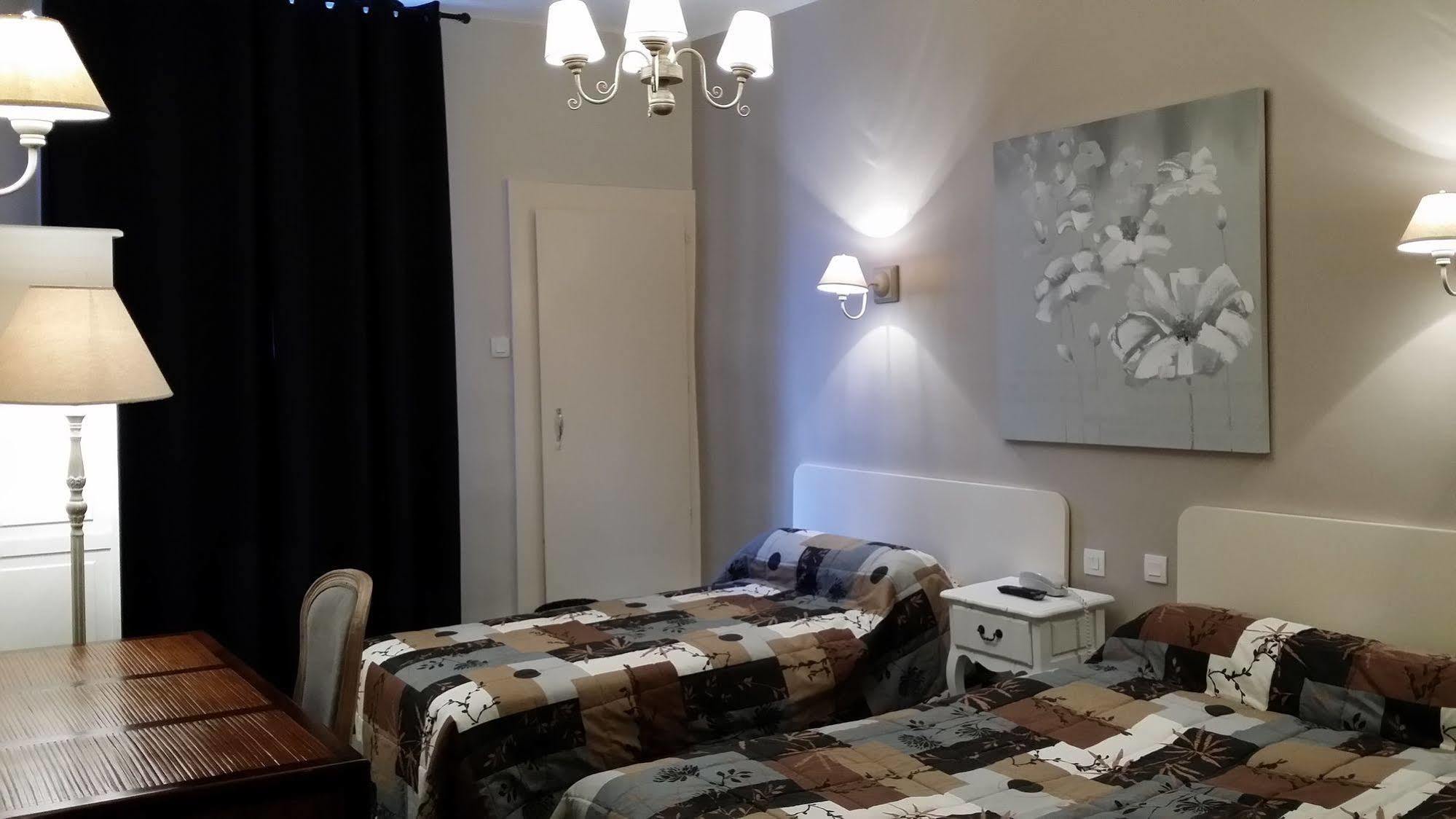Hotel Azur Lyon Extérieur photo