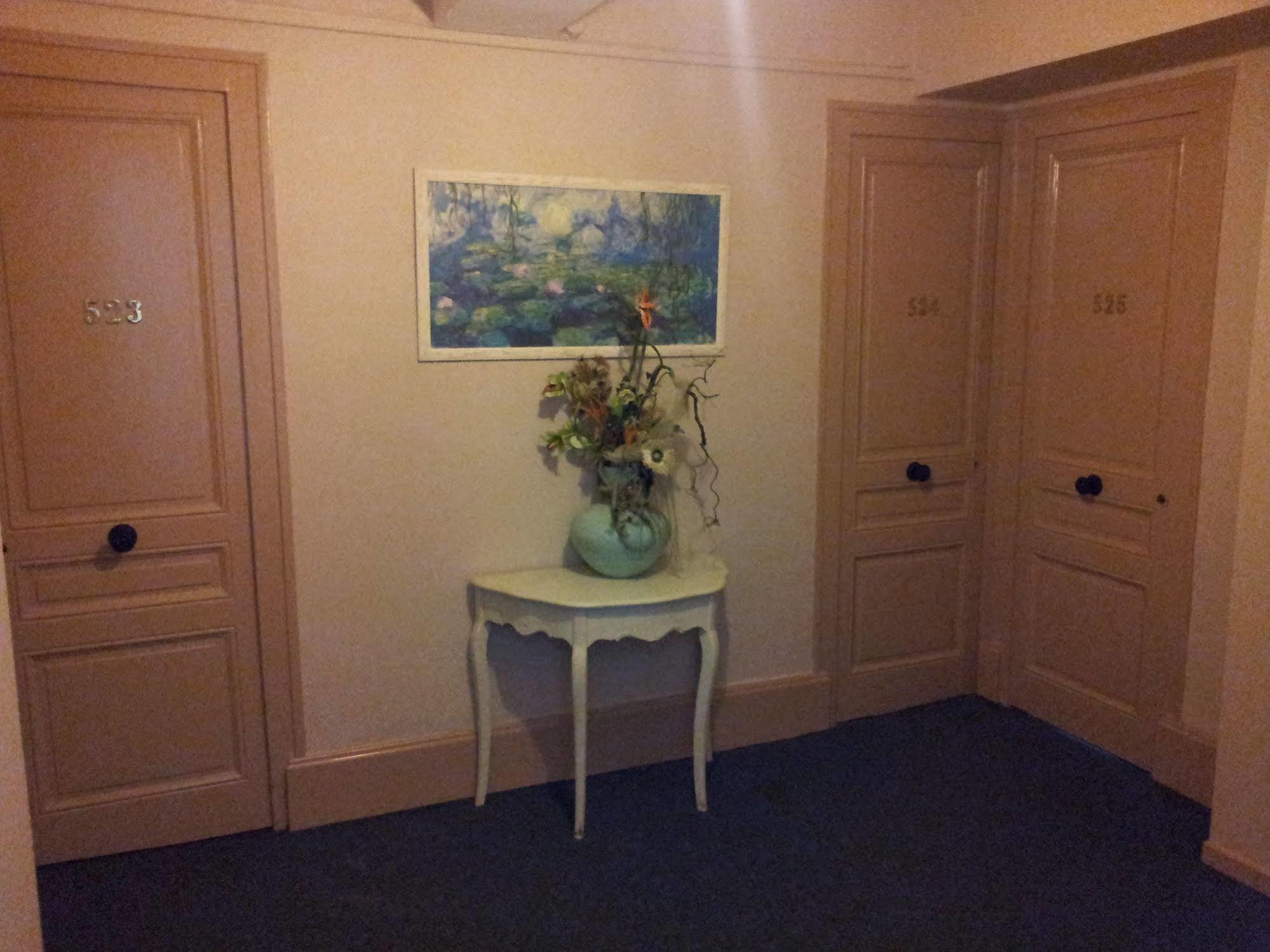 Hotel Azur Lyon Extérieur photo